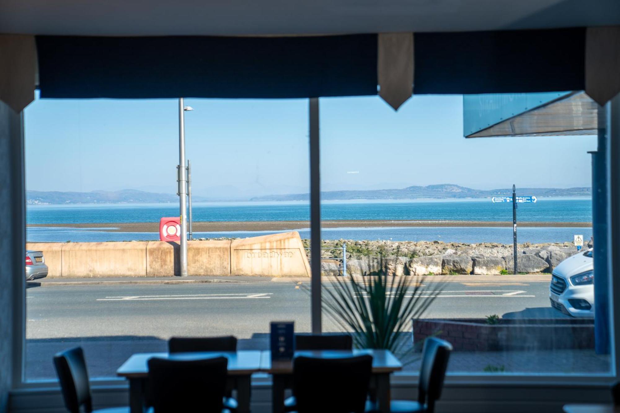 The Strathmore Hotel Morecambe Dış mekan fotoğraf